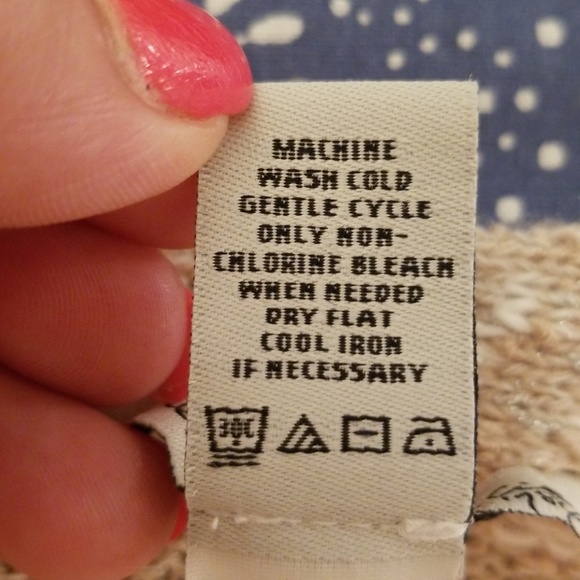 American Rag sweater - Picture 6 of 6